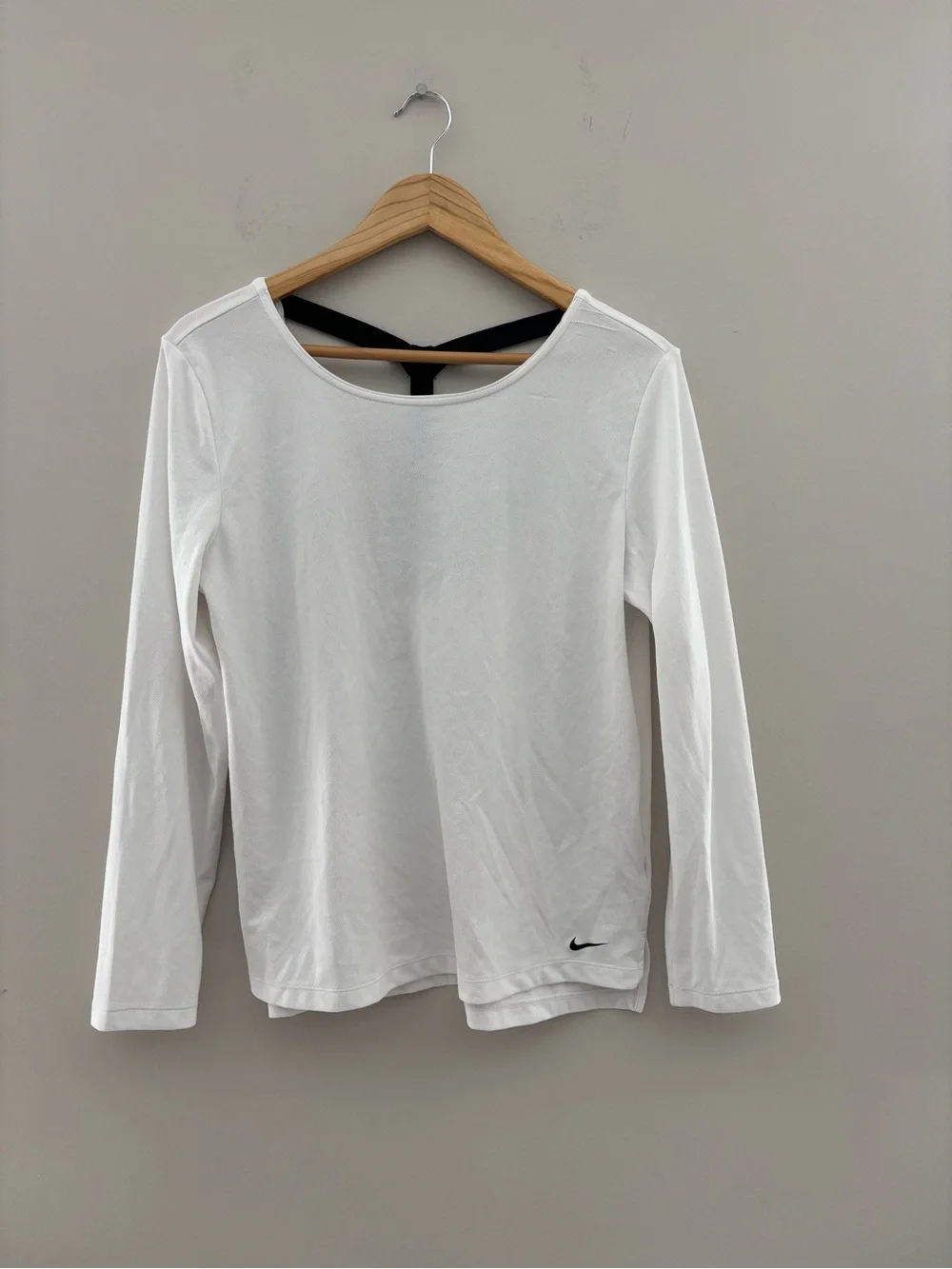 Nike Dri-FIT White Long Sleeve Performance Tee Women's Size L Athletic Top
